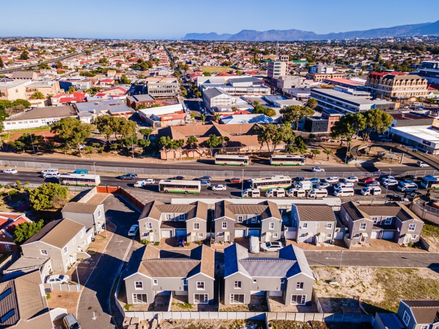 3 Bedroom Property for Sale in Hazendal Western Cape
